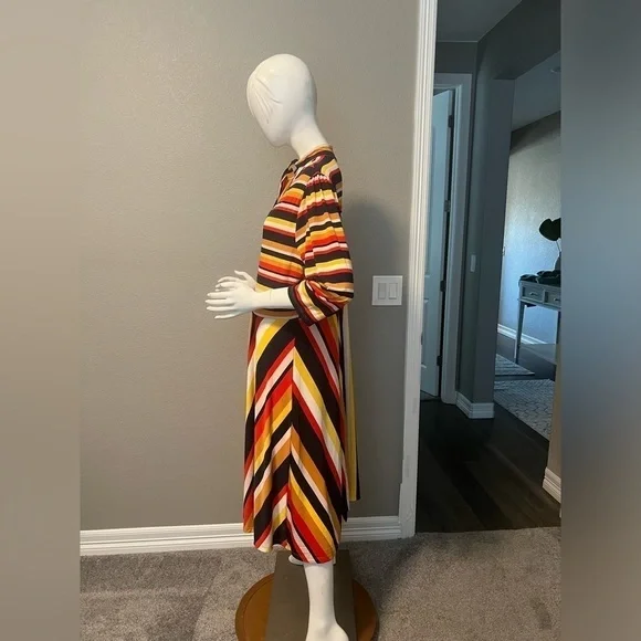 ELOQUII ELEMENTS Stripe Fit And Flare Dress size 20 - Picture 2 of 13